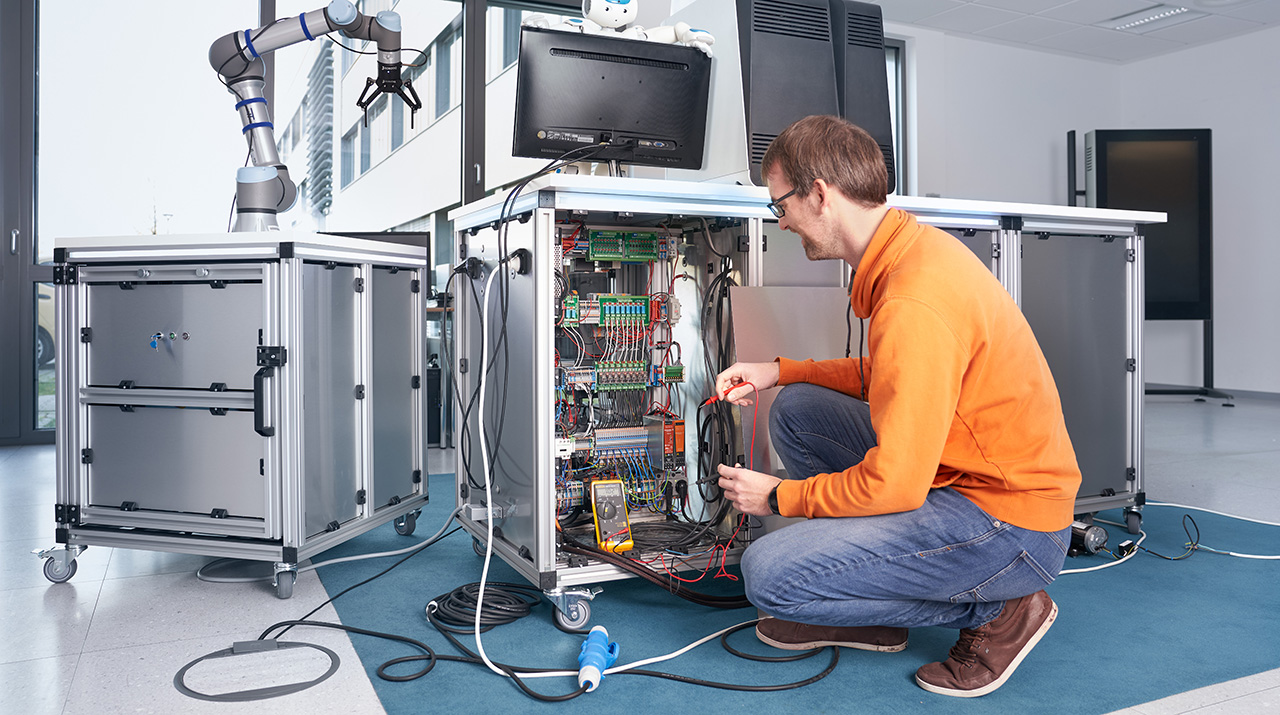 Startseite_03_0200_1280x715px